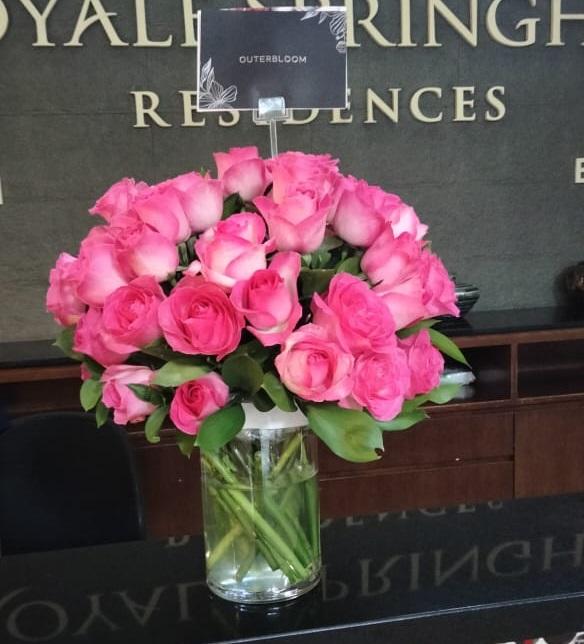 40 Pink Roses in Vase - Customer Photo From Pallavi