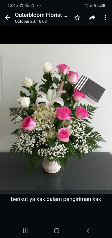 Dreaming In Pink Luxury In Vase - Customer Photo From Ribka H