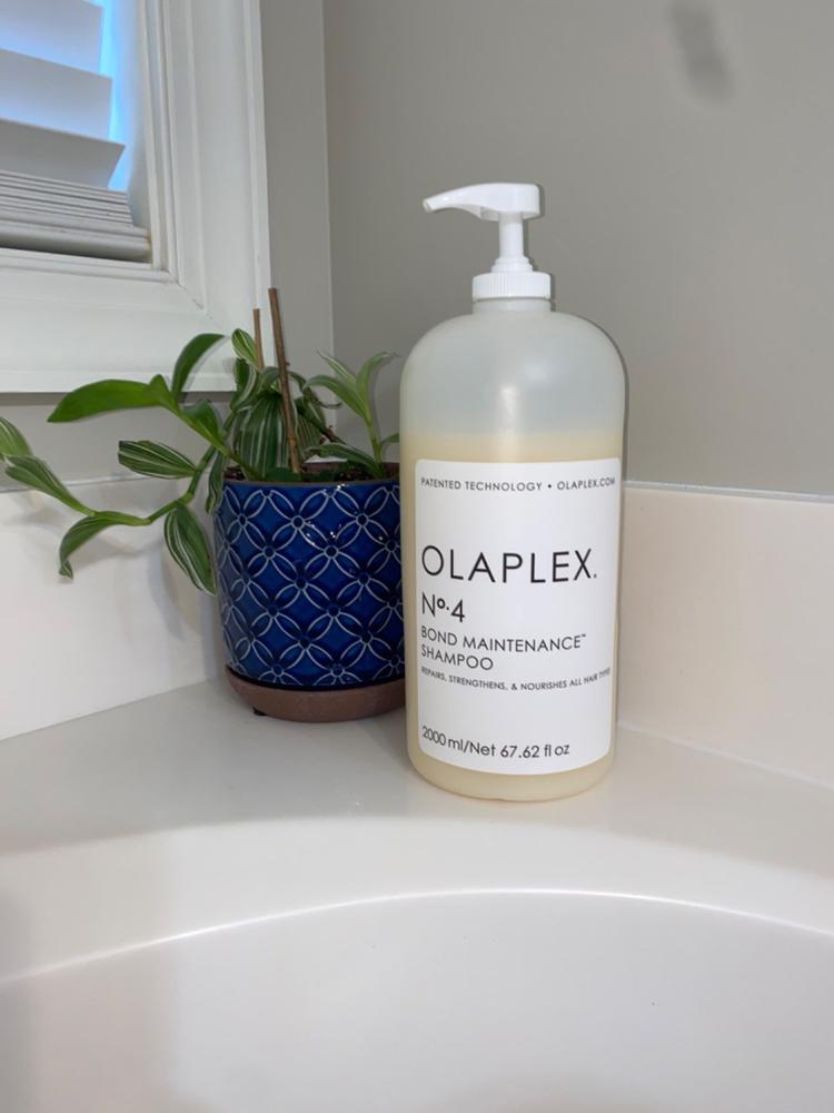 Olaplex No. 4 Shampoo 67.62oz / 2000ml - Customer Photo From Christy Rafferty