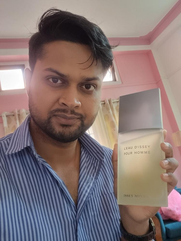 Issey Miyake L