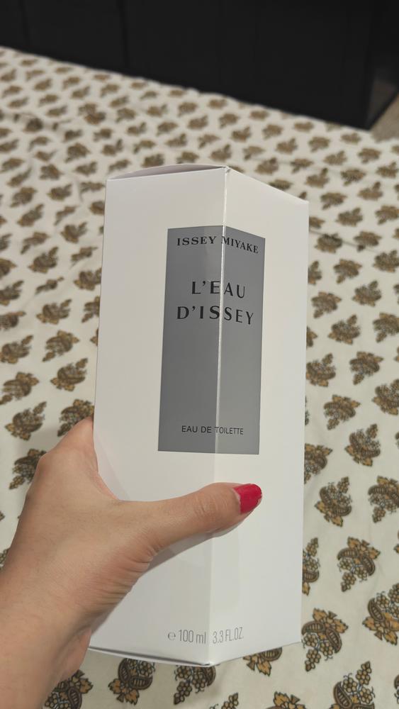 Issey Miyake L