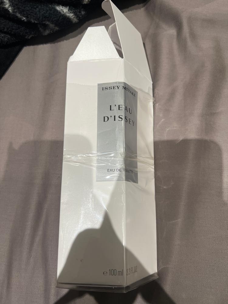 Issey Miyake L