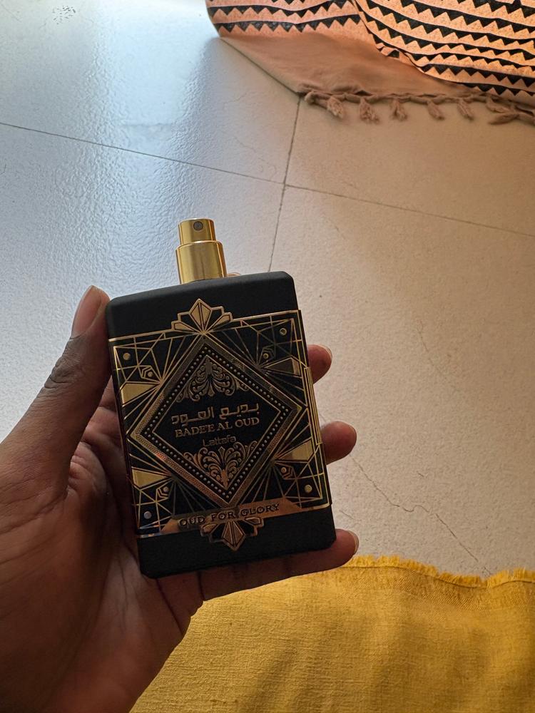 Lattafa Oud for Glory Eau de Parfum - Customer Photo From Saketh sriram