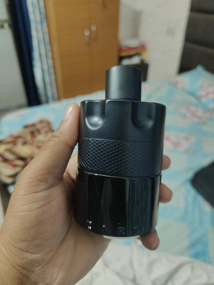 Azzaro Most Wanted EDP Intense - Customer Photo From Mohd Hibban Beg