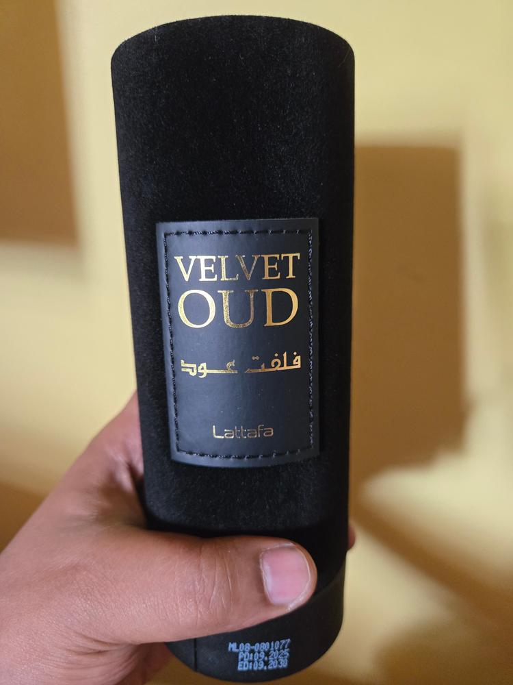 Lattafa Velvet Oud Eau de Parfum for Men - Customer Photo From Ayan Bose
