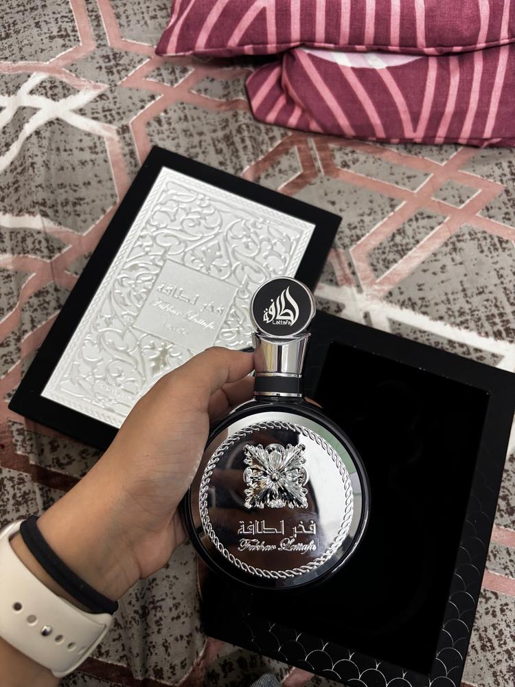 Lattafa Fakhar Pour Homme Eau de Parfum for Men - Customer Photo From Sakshi Batra
