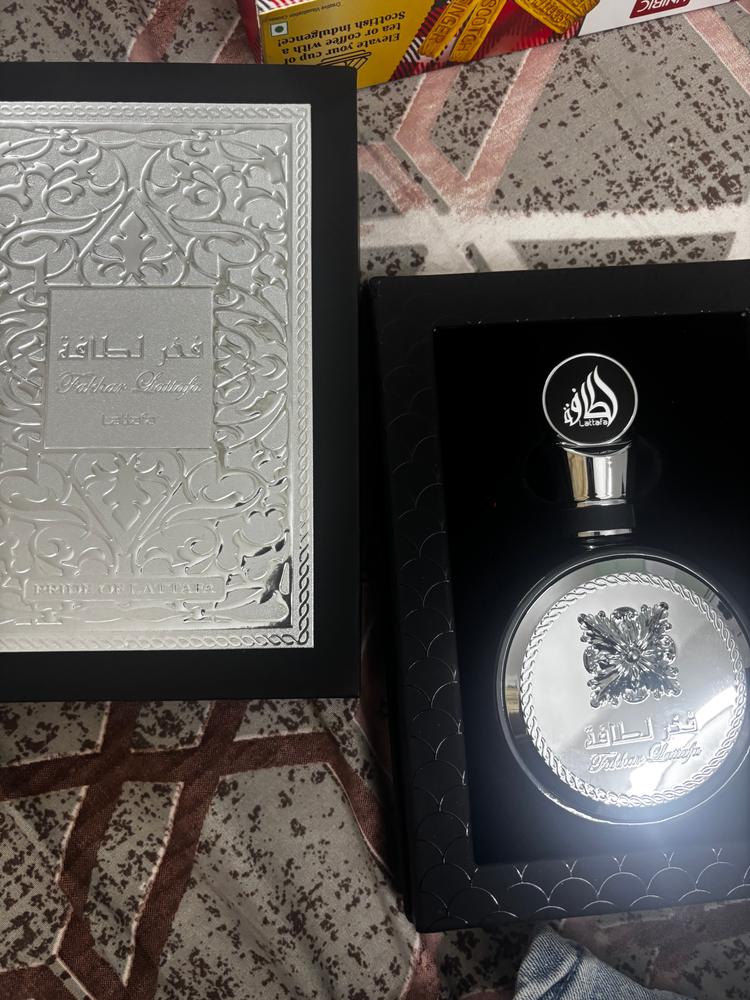 Lattafa Fakhar Pour Homme Eau de Parfum for Men - Customer Photo From Sakshi Batra