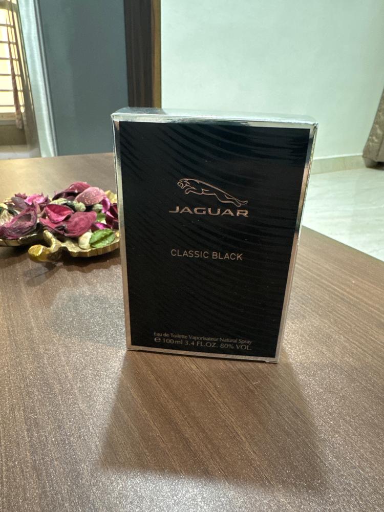 Jaguar Classic Black Eau de Toilette - Customer Photo From Rajib Abhijit Kar