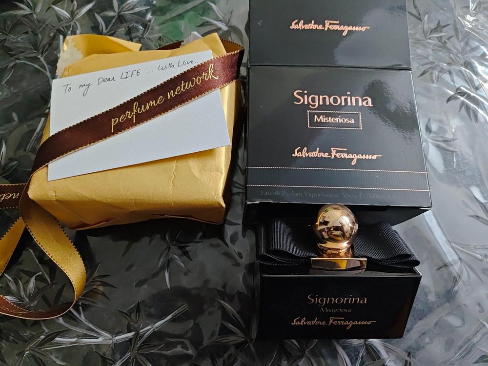 Salvatore Ferragamo Signorina Misteriosa Eau de Parfum for Women - Customer Photo From Trinadh Rajanala