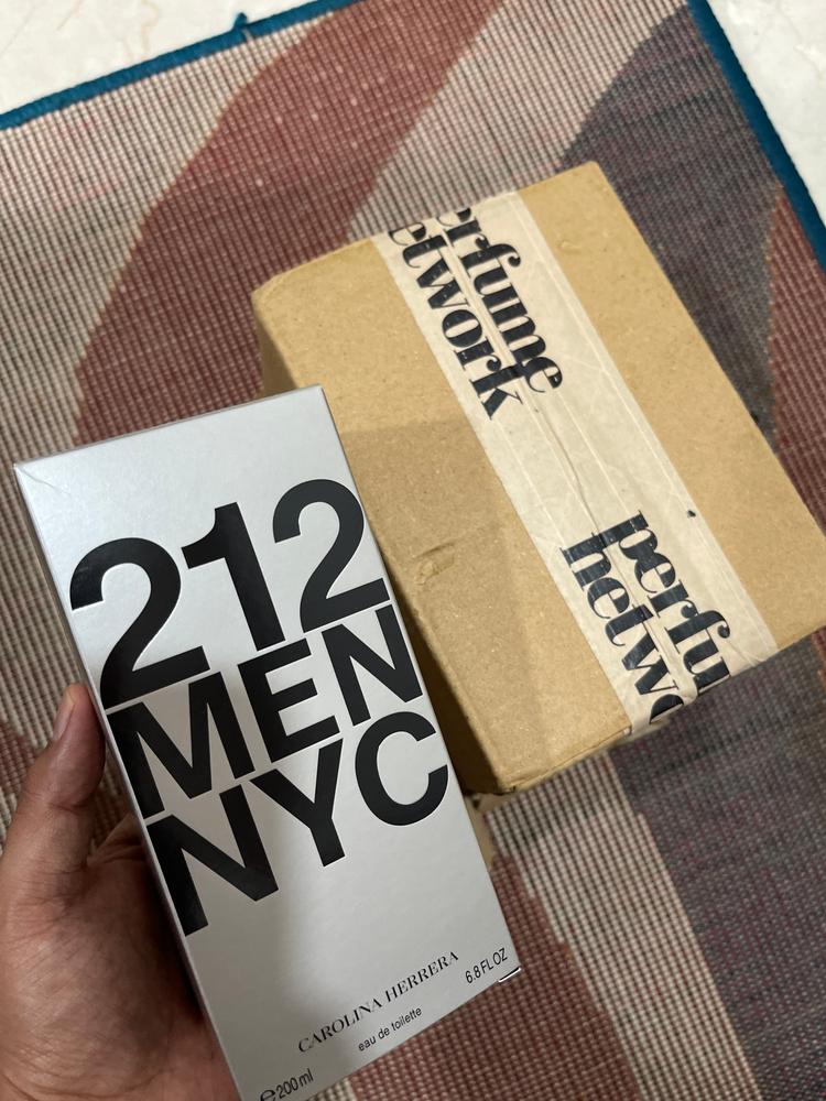 Carolina Herrera 212 NYC Eau de Toilette for Men - Customer Photo From Kapil narang