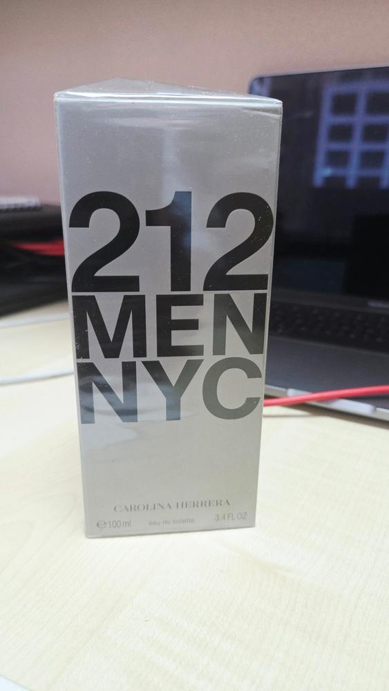 Carolina Herrera 212 NYC Eau de Toilette for Men - Customer Photo From Kaushik