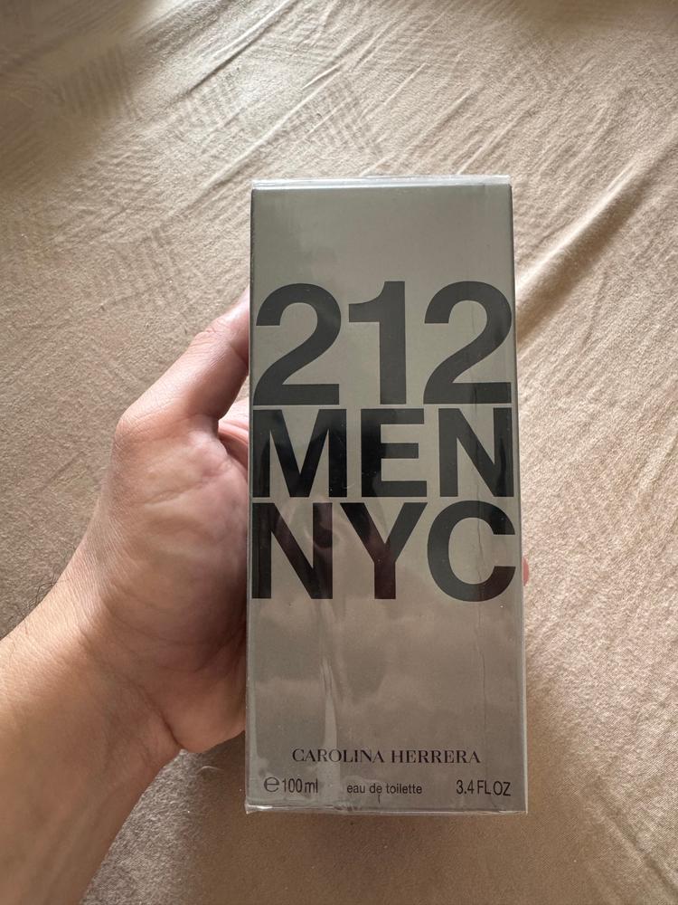 Carolina Herrera 212 NYC Eau de Toilette for Men - Customer Photo From Aamir Maqba
