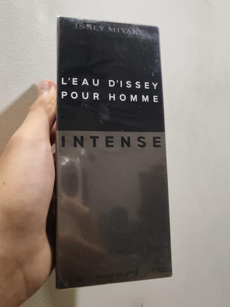 Issey Miyake L