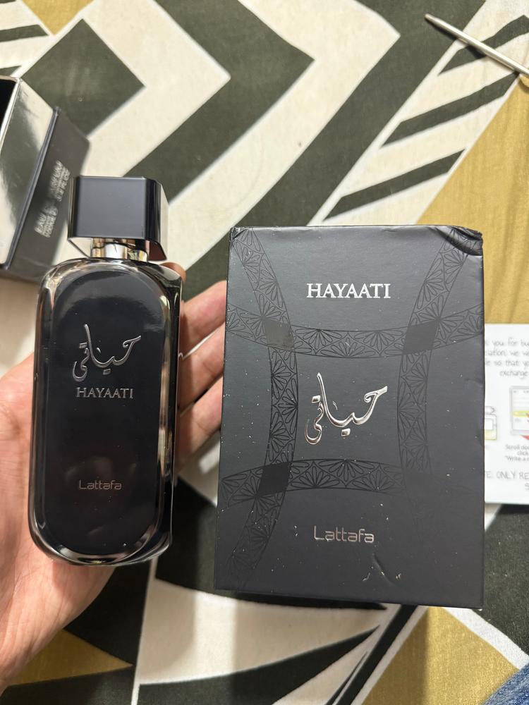 Lattafa Hayaati Black Eau de Parfum for Men - Customer Photo From Aarav Tyagi