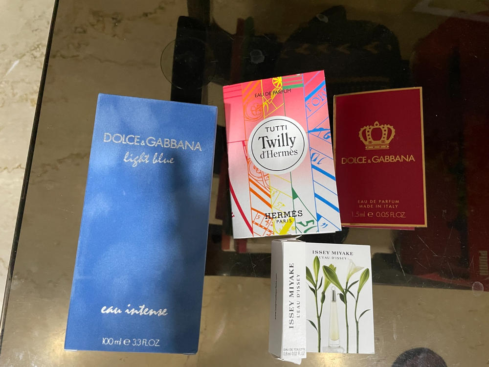 Dolce & Gabbana Light Blue Eau Intense Eau de Parfum for Women - Customer Photo From Sinzini Ghosh