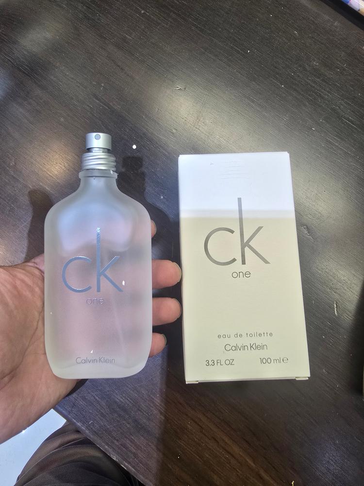 Calvin Klein CK One Eau de Toilette for Men - Customer Photo From MohmmedIrfan Serkhel