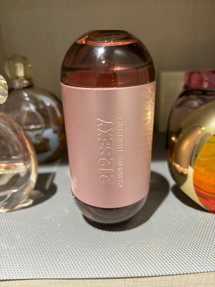 Carolina Herrera 212 Sexy Eau de Parfum for Women - Customer Photo From Ankit Jain