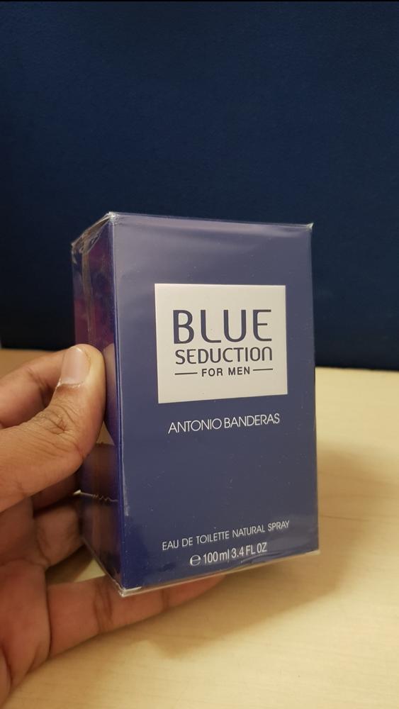 Blue discount of seduction