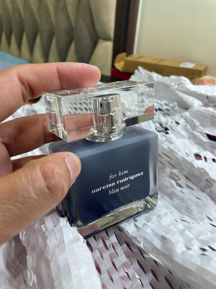 Narciso Rodriguez For Him Bleu Noir Extrême Eau de Toilette for Men - Customer Photo From Partha Pratim Saikia