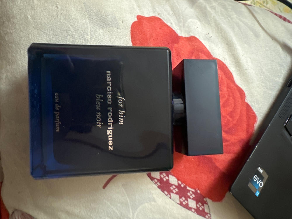 Narciso Rodriguez For Him Bleu Noir Eau de Parfum for Men - Customer Photo From Satish Varma