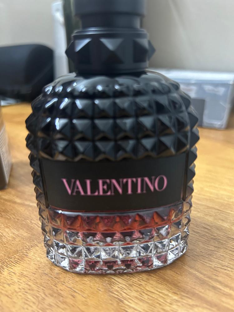 Valentino Born In Roma Intense Uomo Eau de Parfum for Men - Customer Photo From Raj Pampattiwar