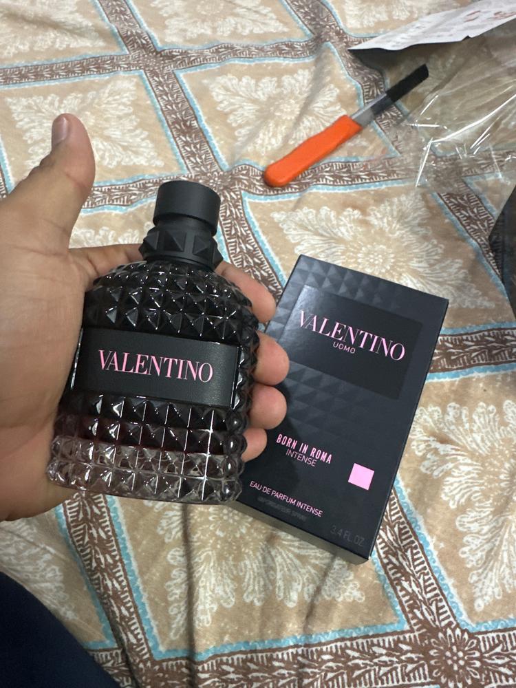 Valentino Born In Roma Intense Uomo Eau de Parfum for Men - Customer Photo From Manish prasad