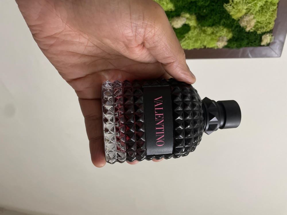 Valentino Born In Roma Intense Uomo Eau de Parfum for Men - Customer Photo From Surendra Kumar Saini