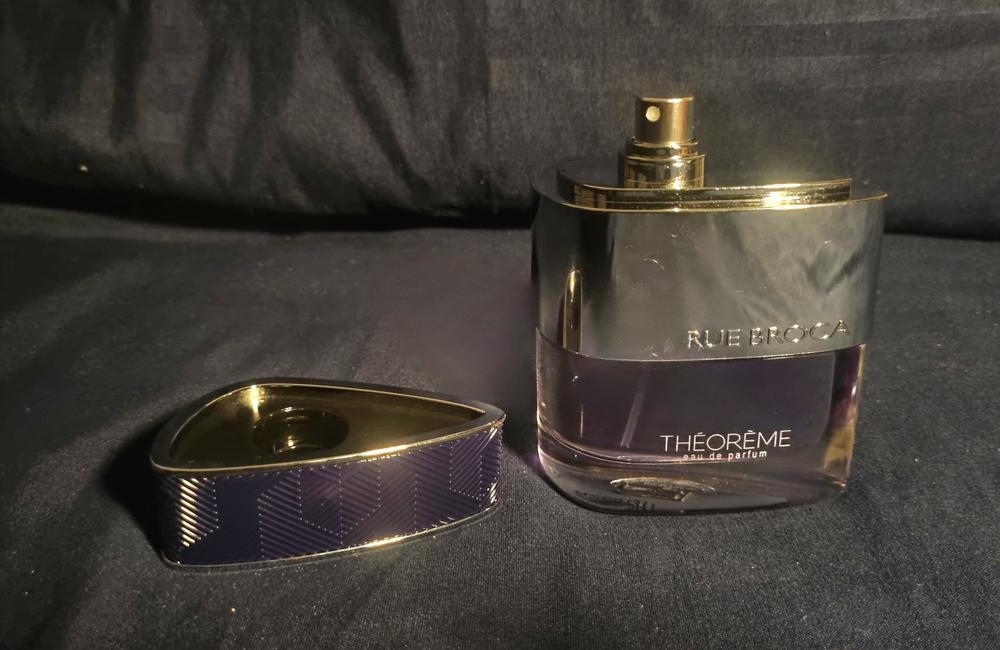 Rue Broca Theoreme Homme Eau de Parfum for Men - Customer Photo From Abhay Singh