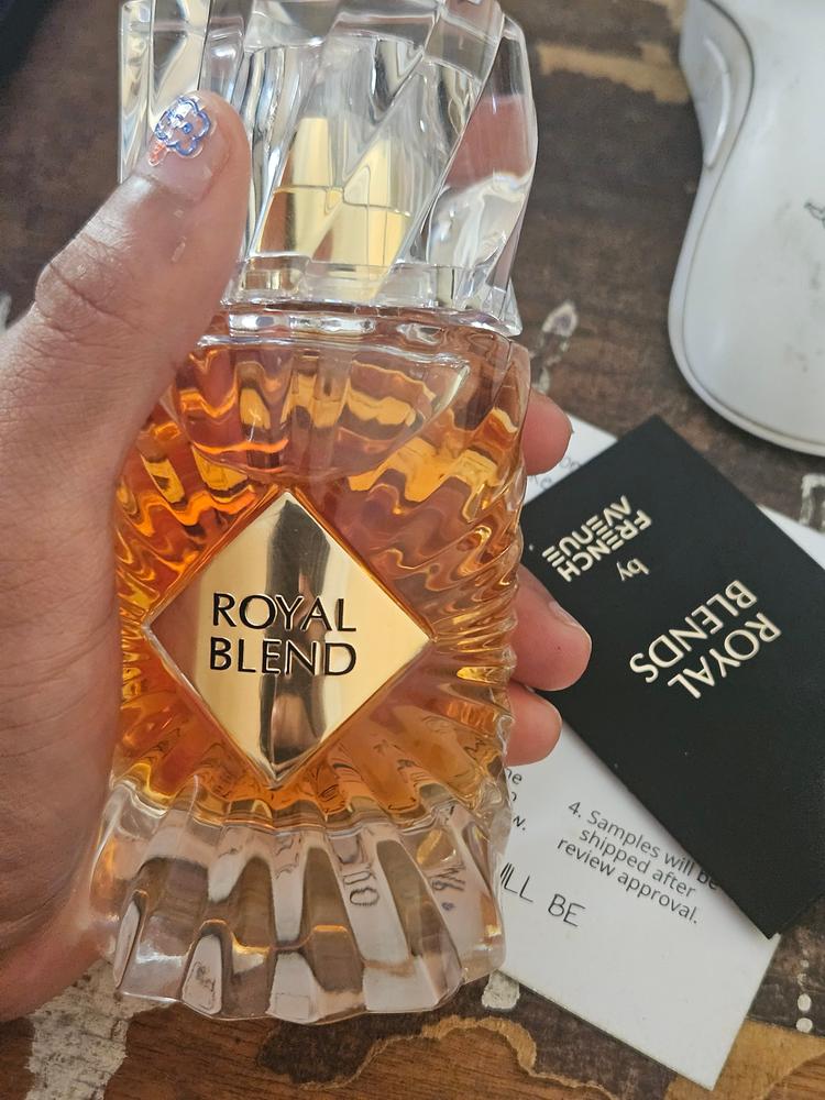 French Avenue Royal Blend Eau de Parfum for Men - Customer Photo From Aneesh R A