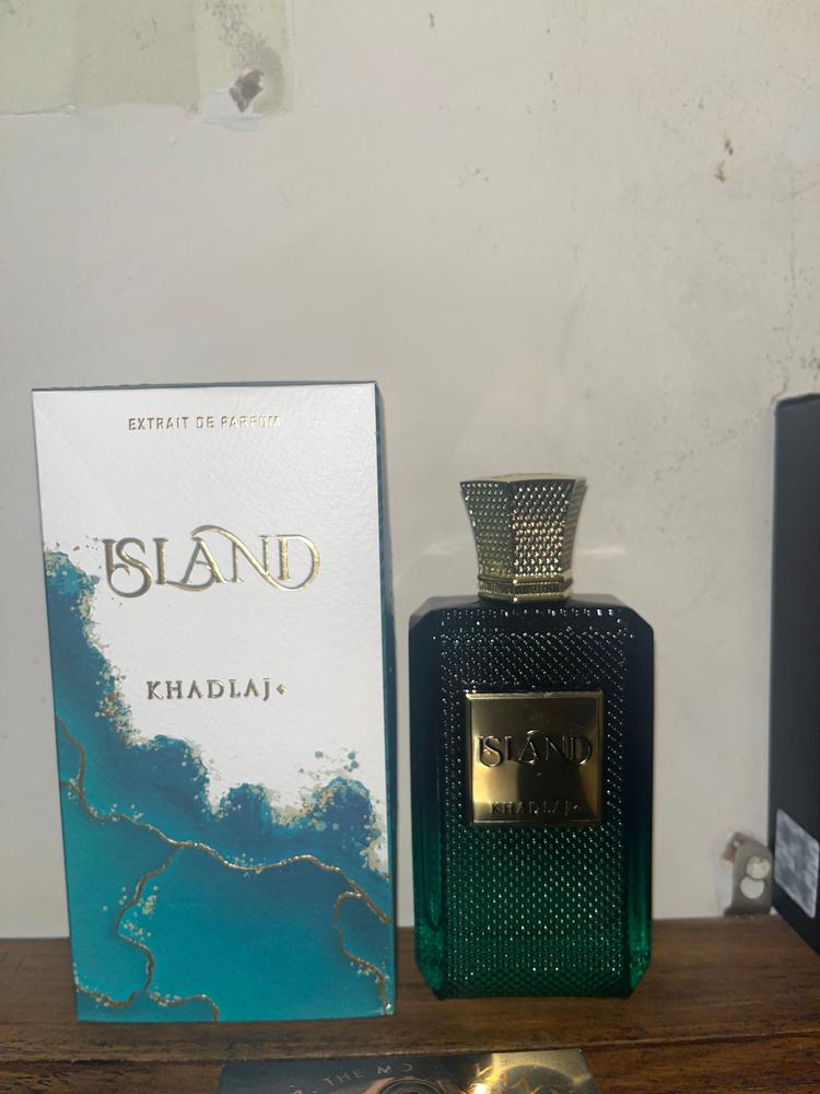 Khadlaj Island Extrait de Parfum for Men - Customer Photo From Sthairya Gowda