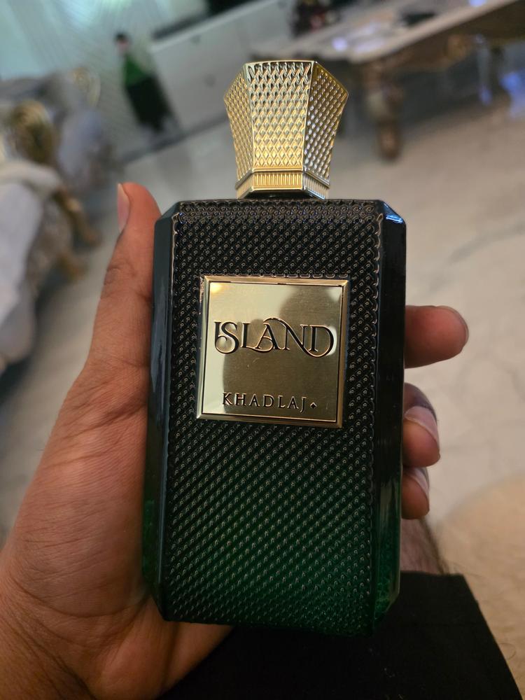 Khadlaj Island Extrait de Parfum for Men - Customer Photo From Sai Vardhan Reddy