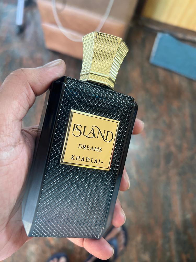 Khadlaj Island Extrait de Parfum for Men - Customer Photo From Santosh Kumar Mahadevaiah