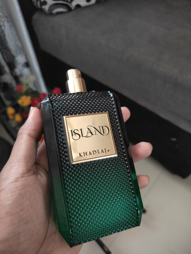 Khadlaj Island Extrait de Parfum for Men - Customer Photo From Mahir ayaan 