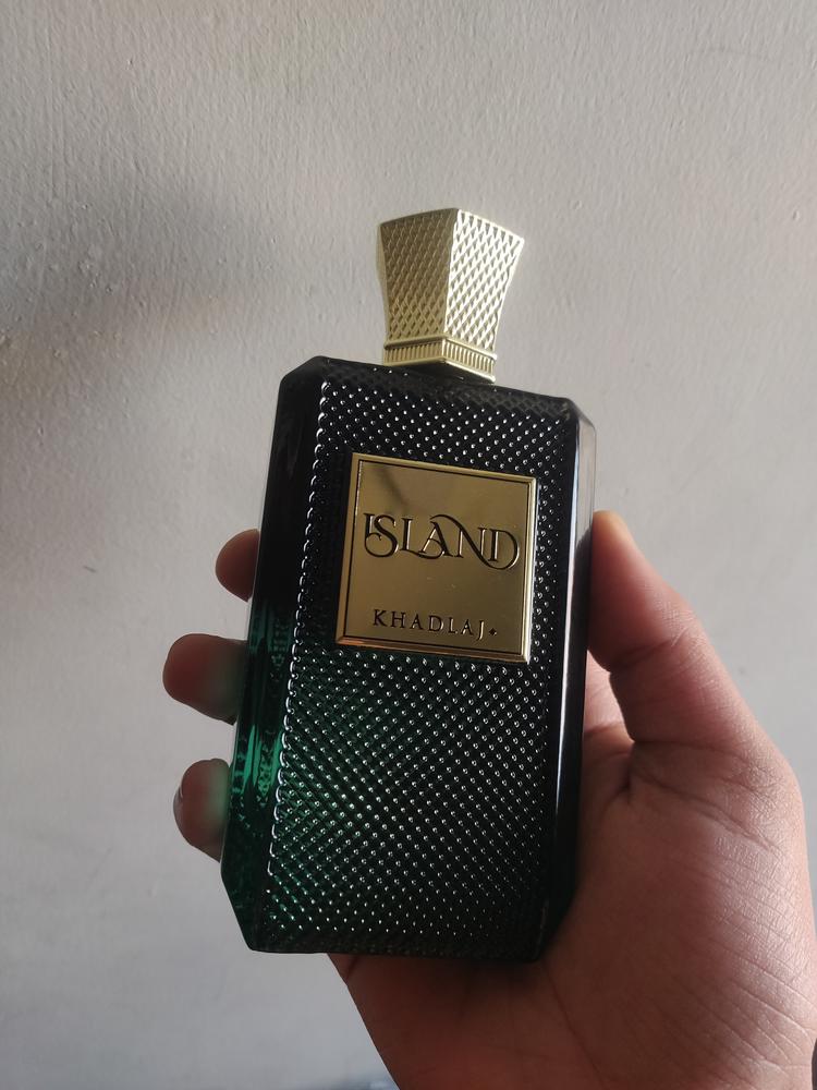 Khadlaj Island Extrait de Parfum for Men - Customer Photo From Tirth patel