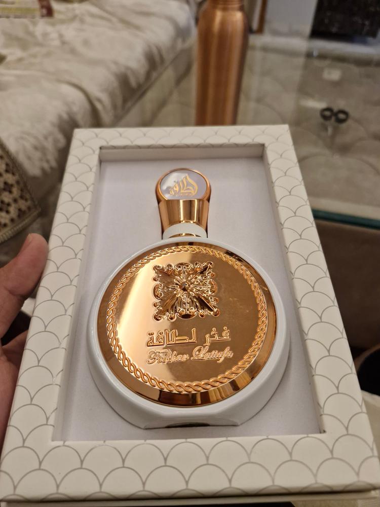 Lattafa Fakhar Eau de Parfum for Women - Customer Photo From Dhruv Kesarwani