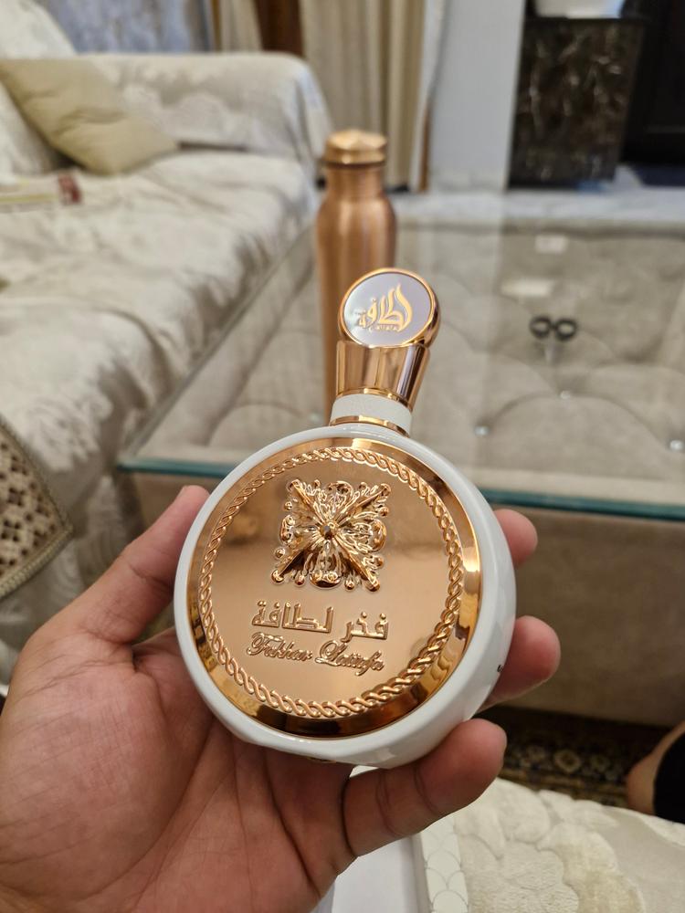 Lattafa Fakhar Eau de Parfum for Women - Customer Photo From Dhruv Kesarwani