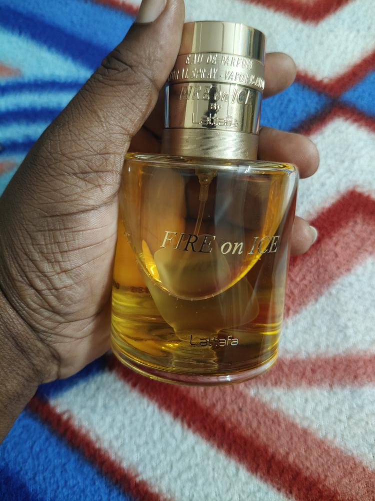 Lattafa Fire On Ice Eau de Parfum for Unisex - Customer Photo From Roberta Apeafa AYENAGBO 