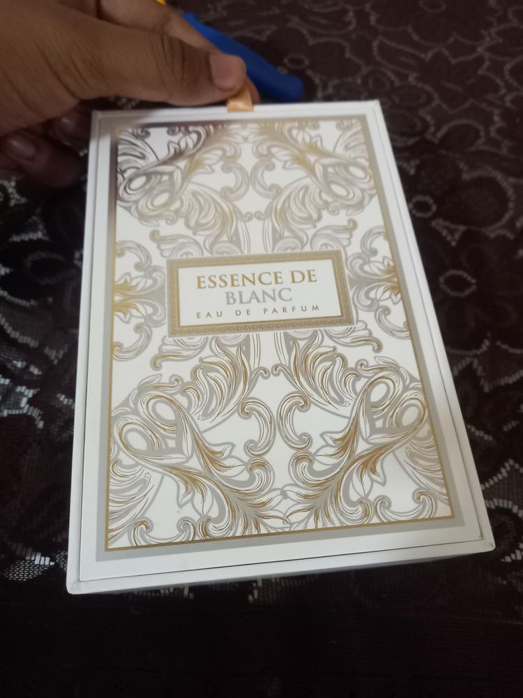 French Avenue Essence De Blanc Eau de Parfum for Men - Customer Photo From Mayank Yadav