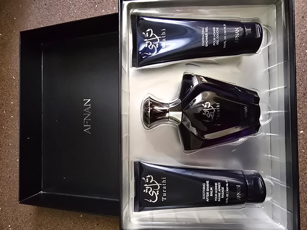 Afnan Turathi Blue Gift Set for Men - Customer Photo From Ribhu Rishi