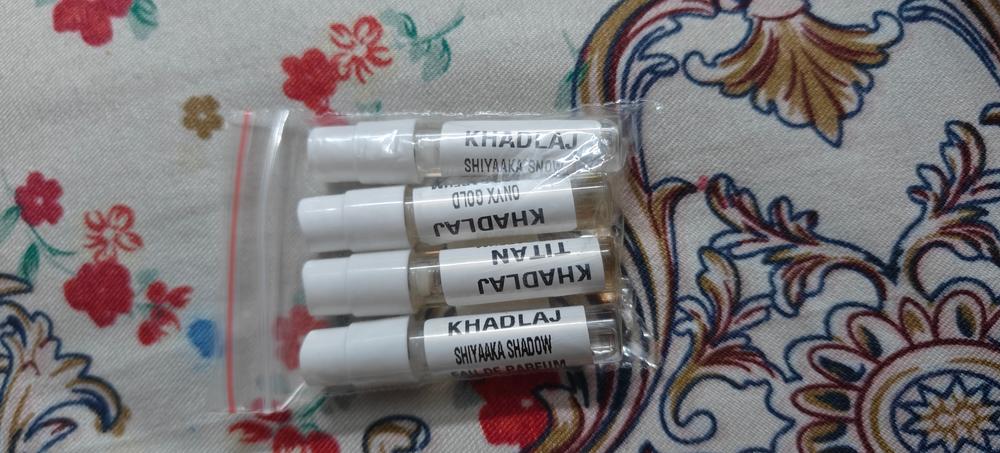 Khadlaj New Men Sampling Set( Shiyaaka Snow, Shiyaaka Shadow, Onyx Gold, Titan) 4 x 1ml - Customer Photo From Atharav Verma