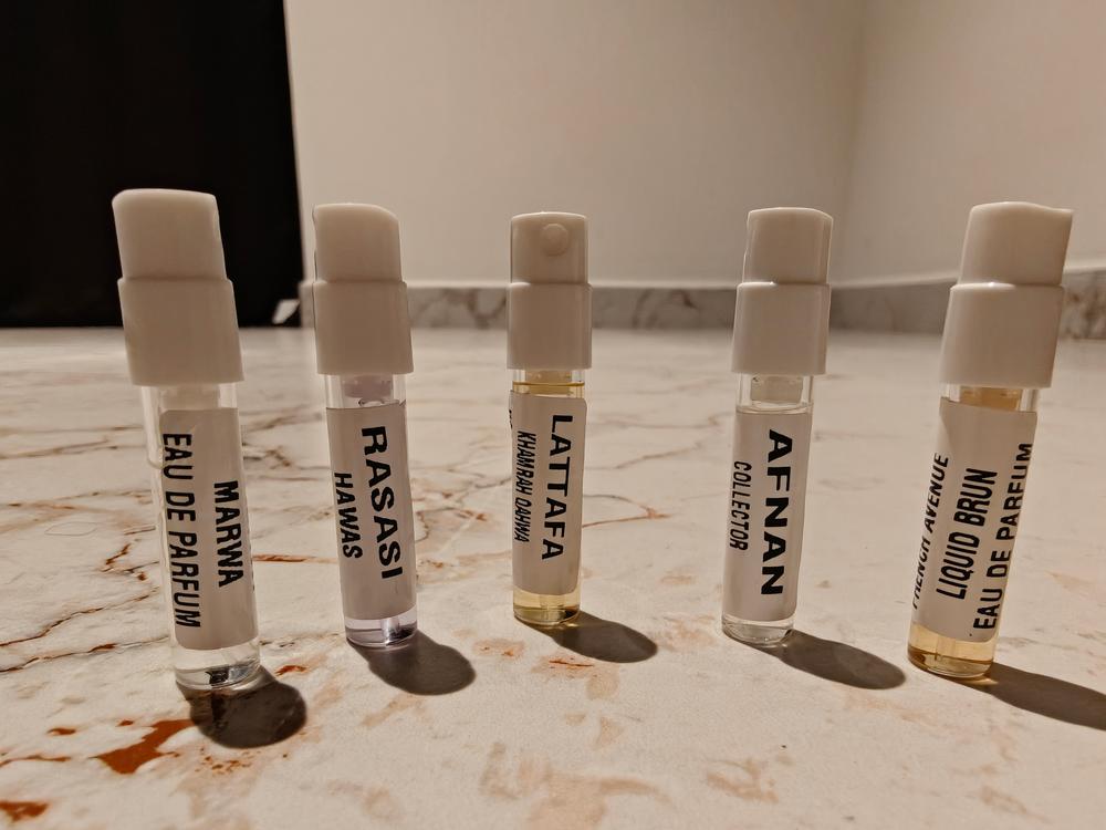 Best of Middle East Sampling Set( Hawas, Liquid Brun, Marwa, Khamrah Qahwa, Collector Edition) 5 x 1ml - Customer Photo From Dinesh Viswanathan