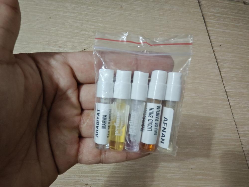 Best of Middle East Sampling Set( Hawas, Liquid Brun, Marwa, Khamrah Qahwa, Collector Edition) 5 x 1ml - Customer Photo From Aditya Raj