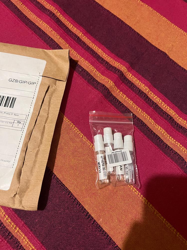 Rayhaan Sampling Set( Elixir, Pacific Aura, Aquatica, Lion) 4 x 1ml - Customer Photo From Yuvraj Bhatt