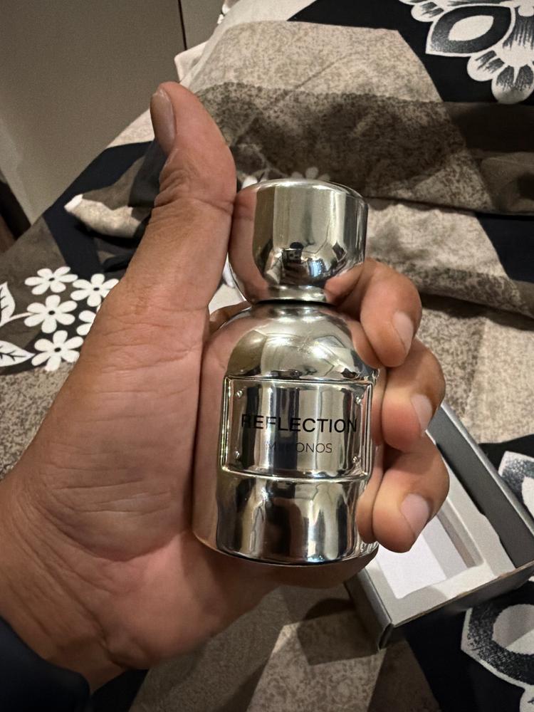 Mykonos Reflection Extrait de Parfum for Men - Customer Photo From Vivek Navkar