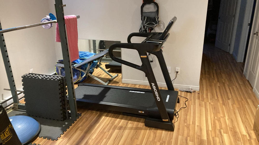 Ascend X3 | Premium Foldable Treadmill - Customer Photo From Andréanne Andréanne Massé