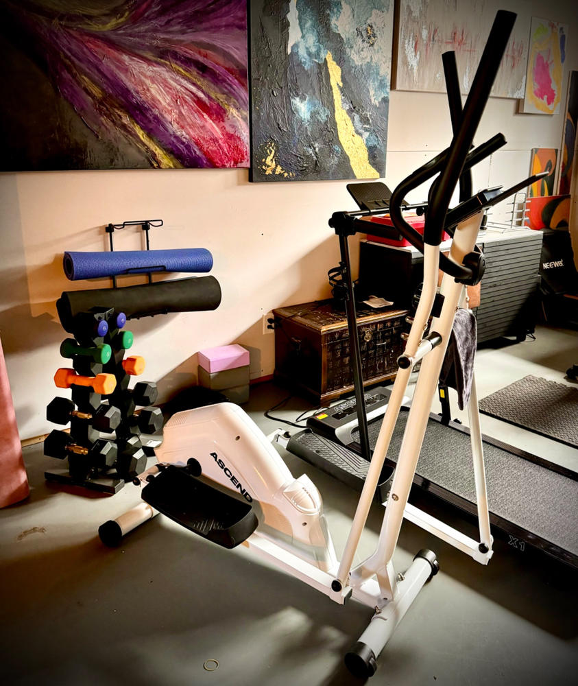 Ascend L-200 Performance Elliptical - White - Customer Photo From Nancy Perreault