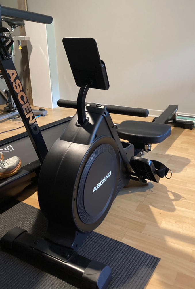 Ascend R-100 Magnetic Rower - Customer Photo From Bernard Lafrance
