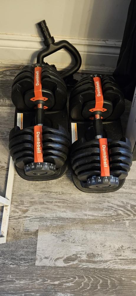 Set Of 2 Adjustable Dumbbells (5 to 52.5 lb) - Customer Photo From jenn shah