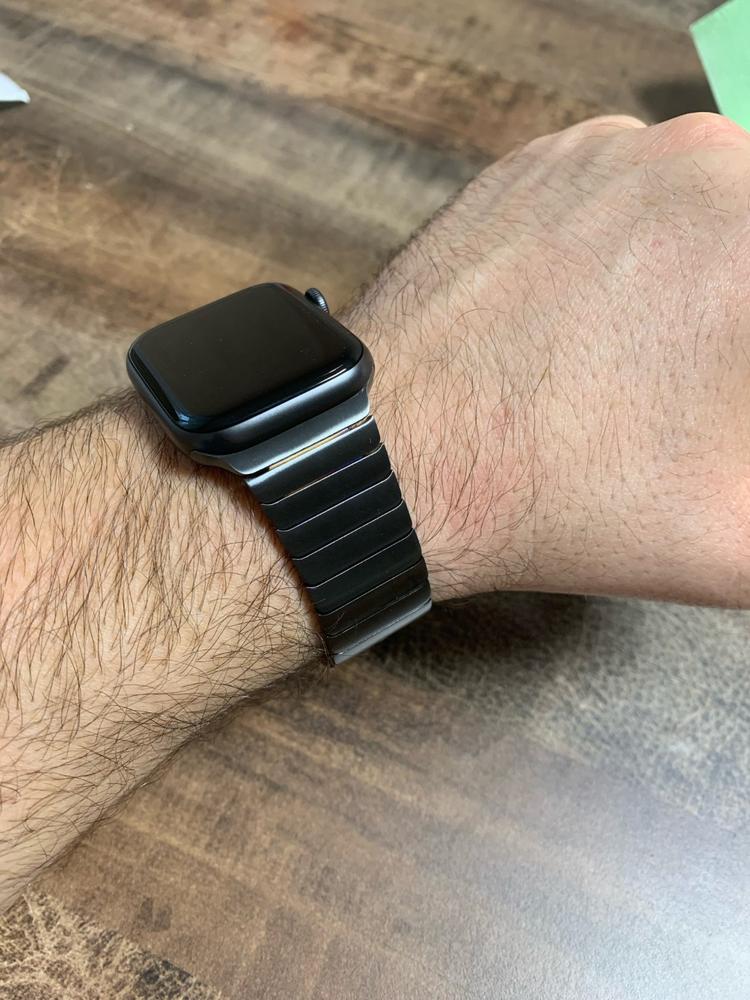 Solid Stainless Steel iWatch Band Link Bracelet Compatible For Apple Watch 42mm/44mm/45mm Butterfly Clasp - Black - Customer Photo From Wg Cdr Irfan 