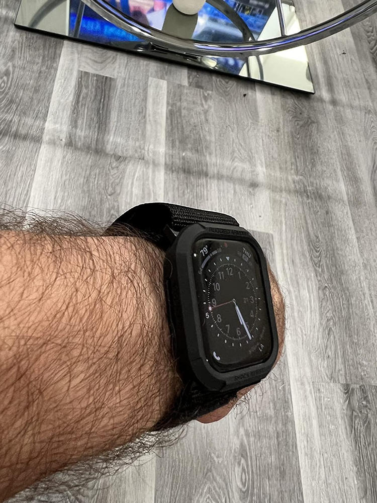 Spigen 45mm/44mm Rugged Armor Protector Compatible with Apple Watch Case Series 7/6/SE/5/4 - Black - Customer Photo From Yasir J.